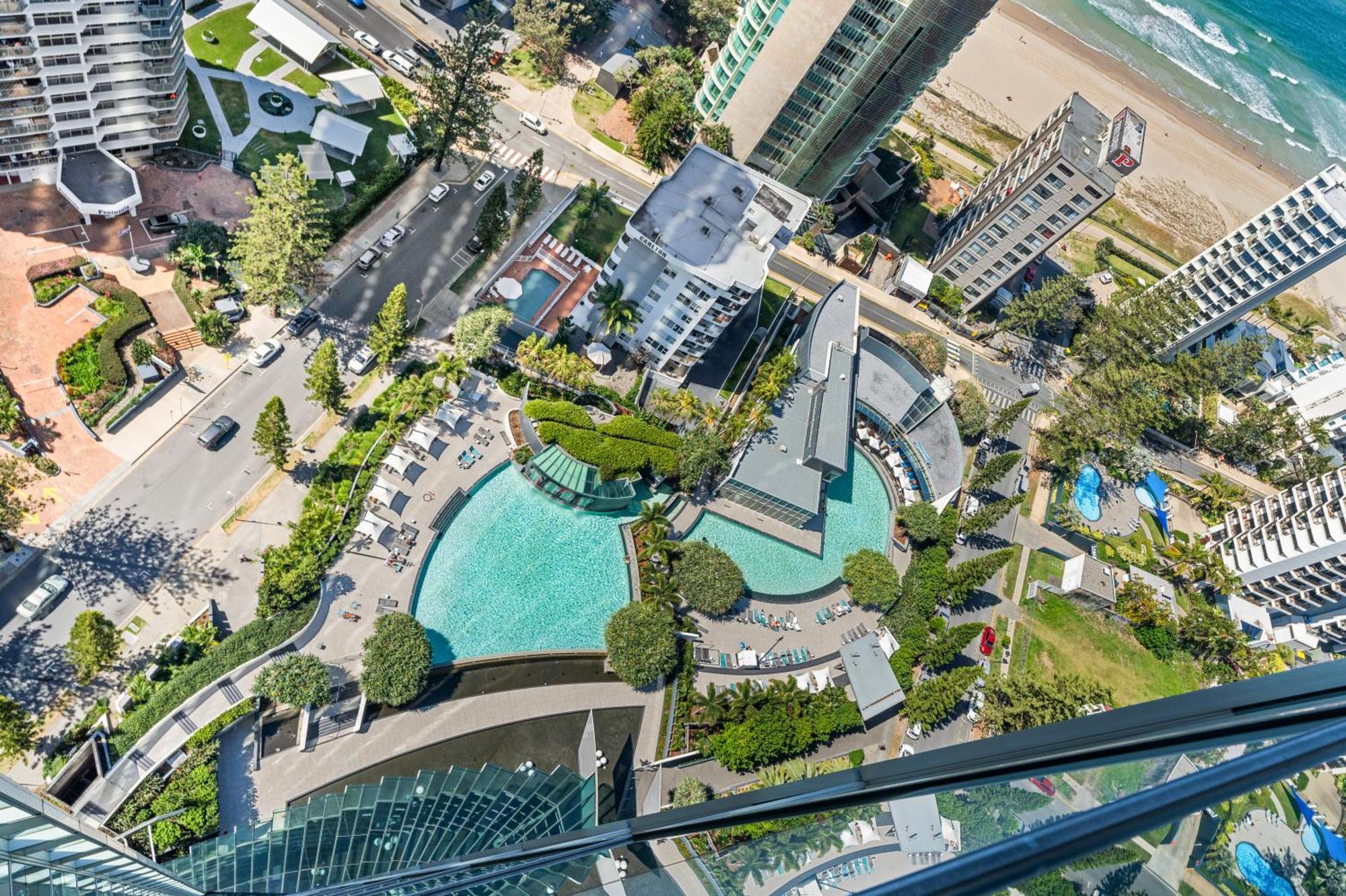 Q1 Resort & Spa - Official Голд-Кост Экстерьер фото